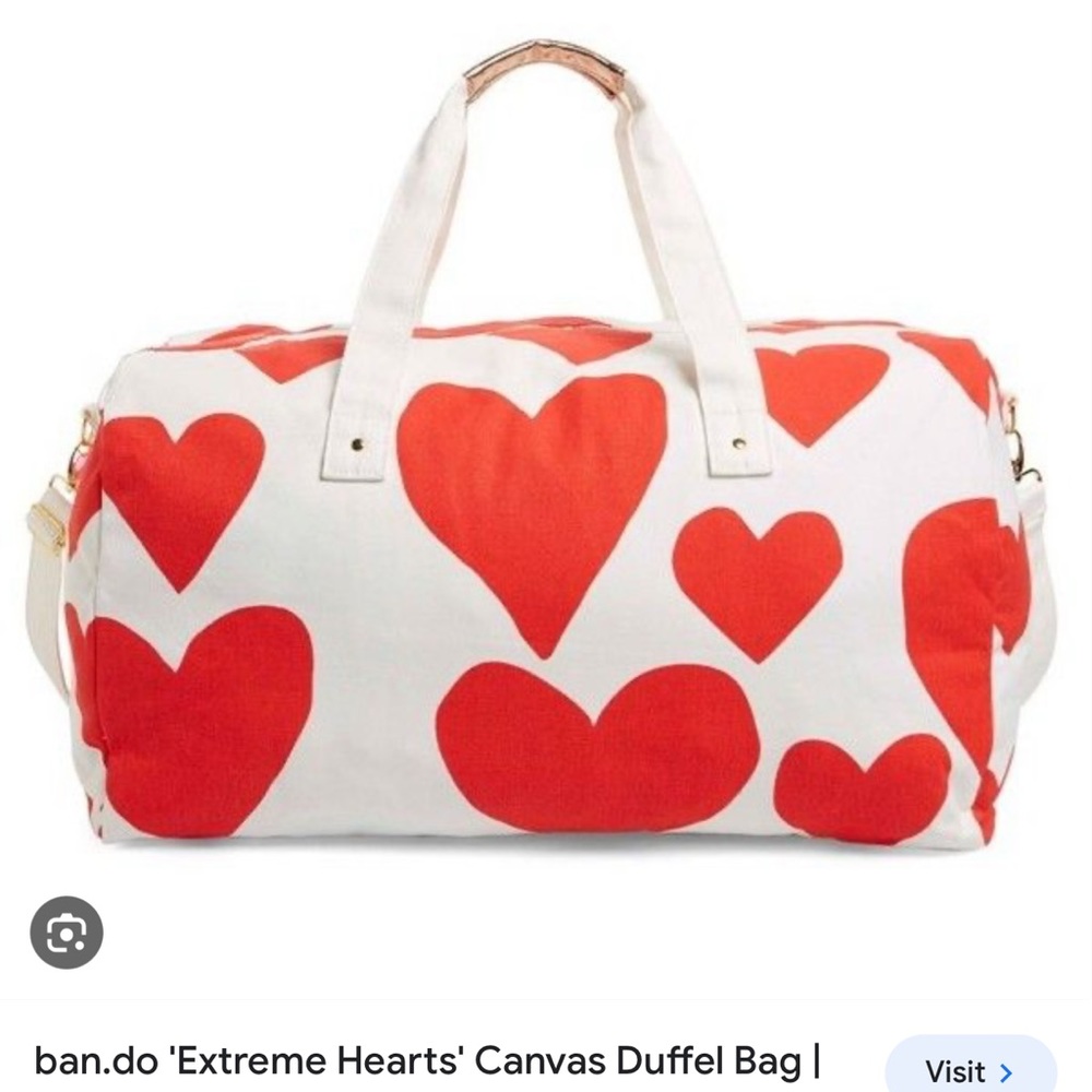 Ban.do “The Getaway Duffle” - Extreme Hearts and Rose Gold